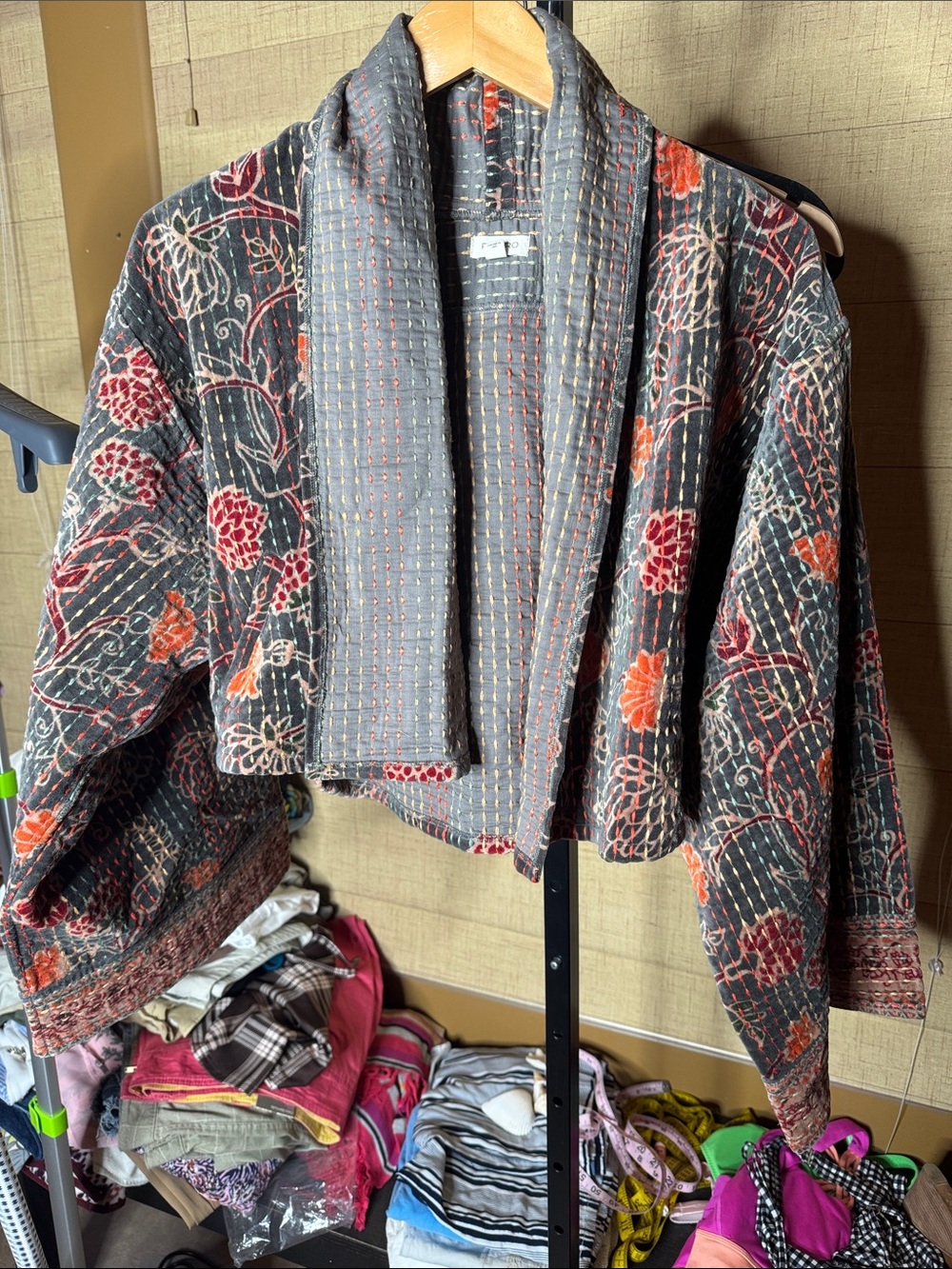 Pilcro Anthropologie Quilted Velvet Floral Jacket One Size - Picture 4 of 8
